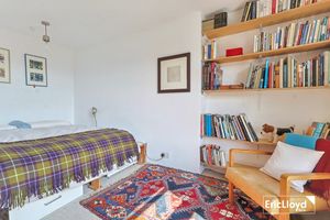 Photo 19- click for photo gallery